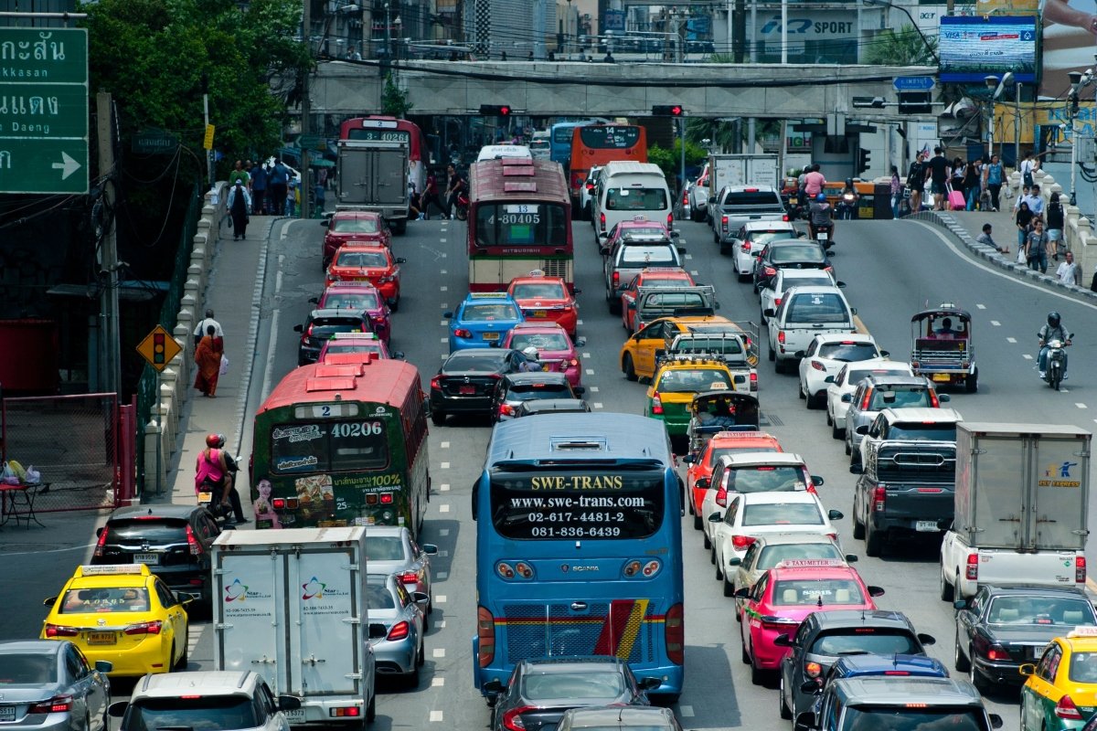 a busy street showing one of the downsides on our list of pros and cons of moving during peak season