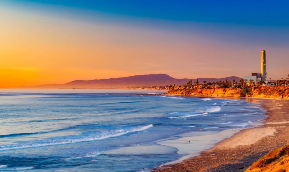 beautiful beach that could be the reason you're ignoring the signs its time to leave California